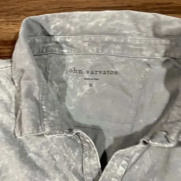 John Varvatos Bodhi Polo Shirt Mens XL Marble Wash Logo Open Placket Med Gray - Picture 2 of 8